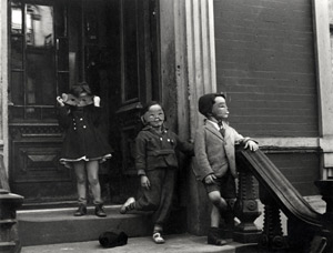 Helen Levitt's New York City (Laurence Miller gallery, 1939)
