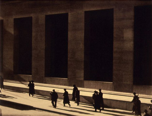 Paul Strand's Wall Street (Metropolitan Museum of Art, 1915)